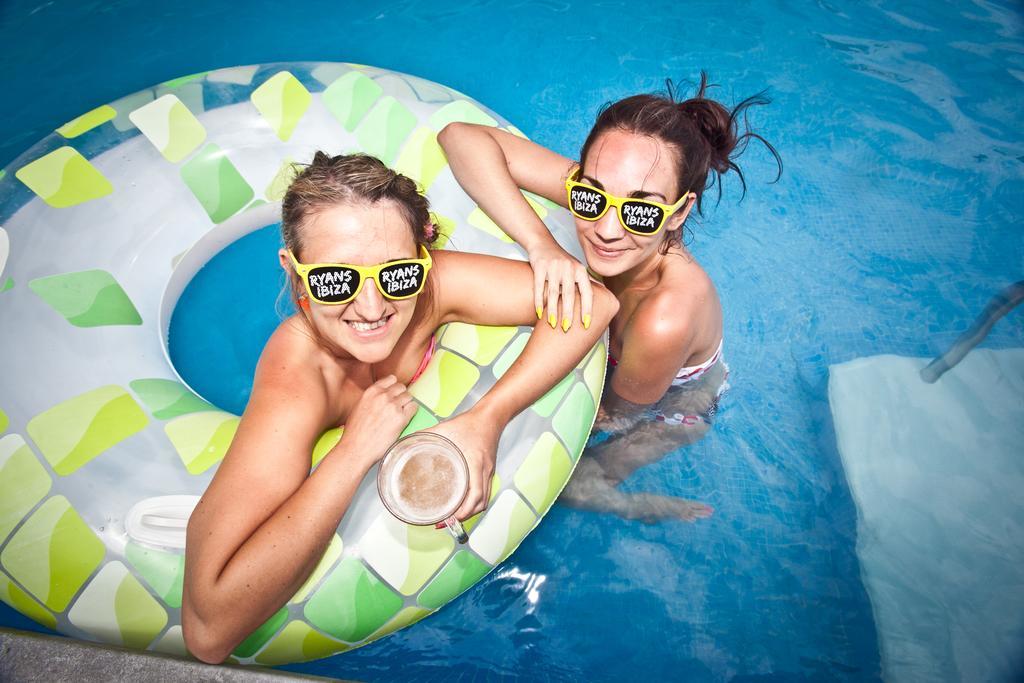 Ryans Ibiza Apartments - Only Adults Kültér fotó